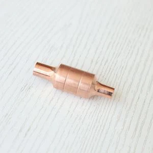 Muffler oiriúntóir aer